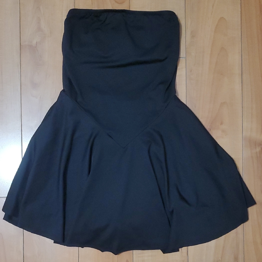 SHEIN Black Strapless Pleated Cocktail Dress